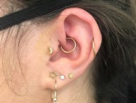 Gold daith